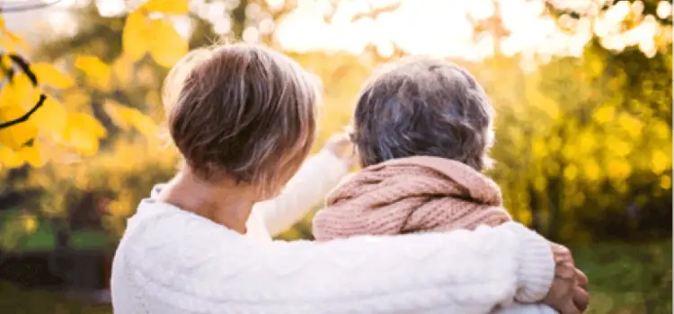 Es momento de buscar un cuidador de adulto mayor